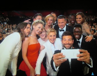 SelfieOscar20141603-copy