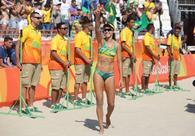 Larissa-Franca-and-Talita-Antunes-of-Brazil-at-Womens-Beach-Volleyball-Match-2016--07-662x461