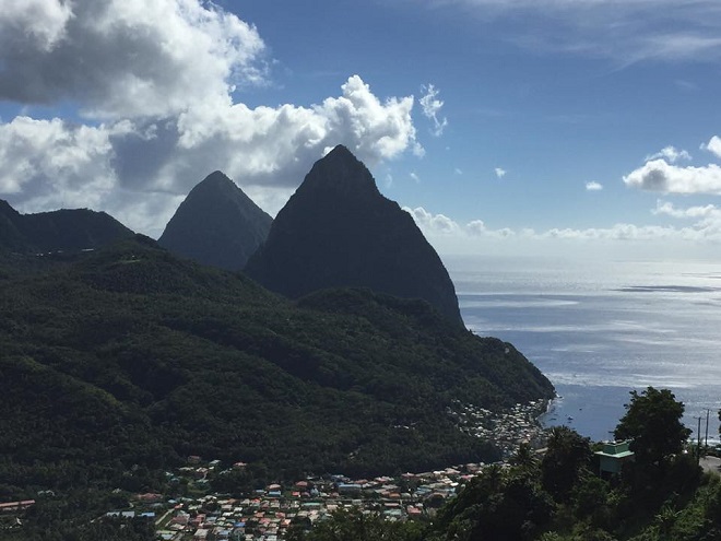 saint_lucia_pittons