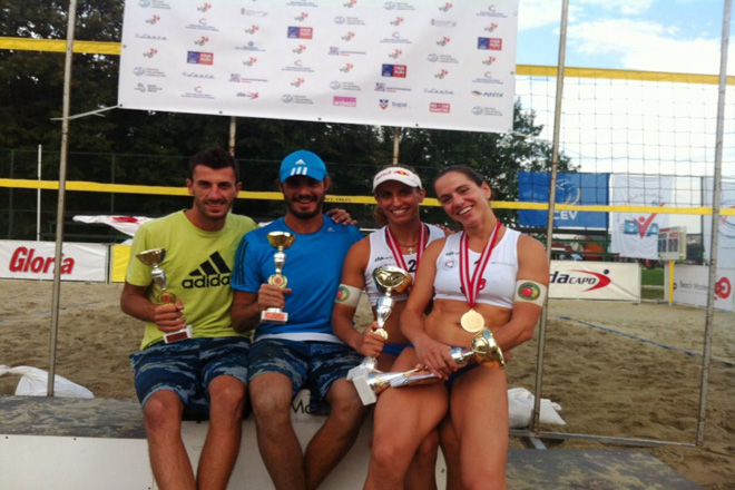 «Υιοθετήθηκαν» οι Εθνικές ομάδες Beach volley