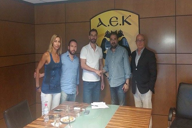 Υπέγραψε ο Αλεξόπουλος στην ΑΕΚ