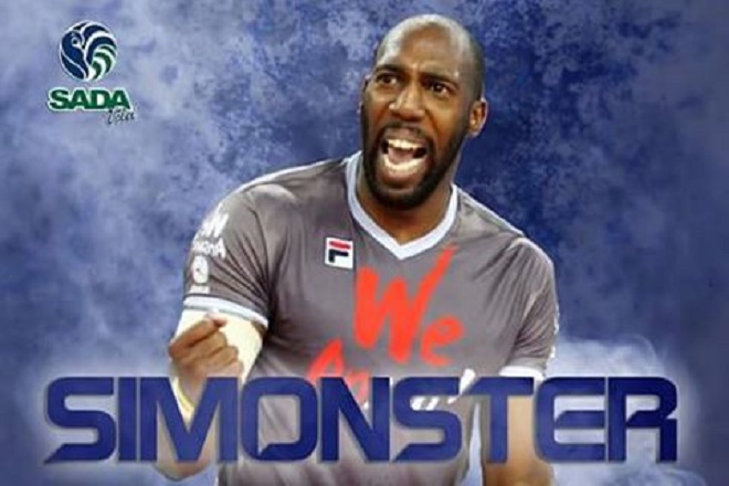 Φόβος και τρόμος με «Simonster»