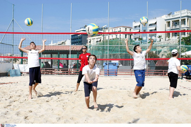 Μαθήματα beach volley by… Olympiacos