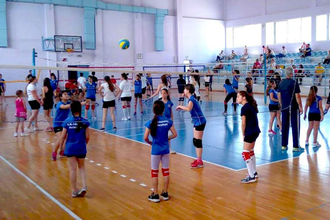 Mini volley από ΕΑΛ στη Λάρισα