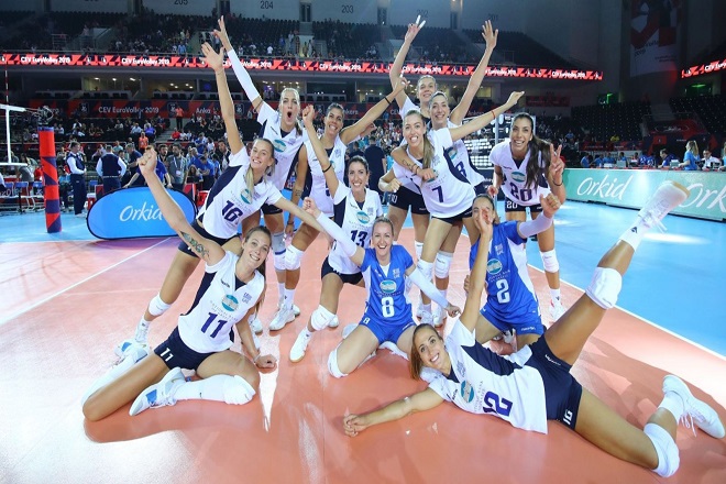 EurovolleyW: Εμφατική νίκη και ολοτάχως για τους 16!