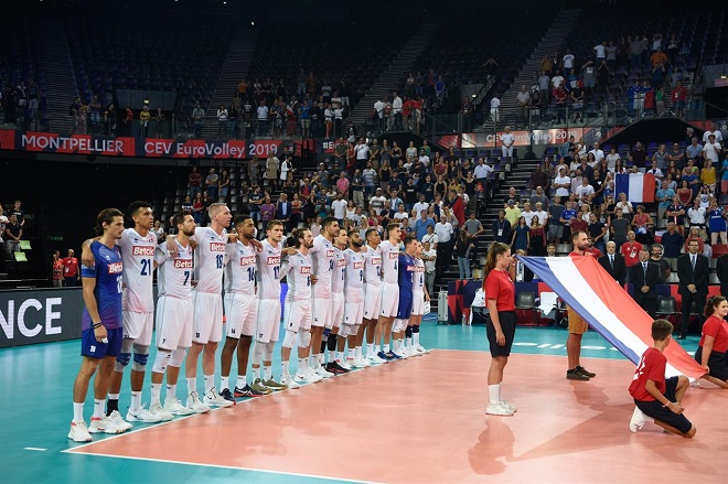 EurovolleyM: Σαρωτική Γαλλία, ζεσταίνεται ο Νγκαπέ