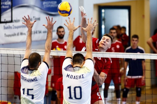 Νικη Ολυμπιακού με Παπαλεξίου