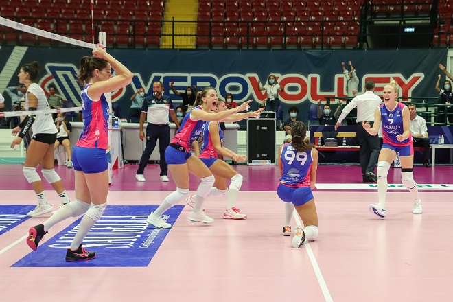 Super Cup Ιταλίας: «Αντίο» με «ψηλά το κεφάλι» για Στράντζαλη, Ζακχαίου (vid)