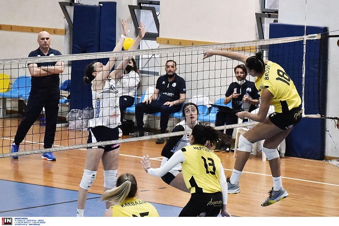 Νίκη τετράδας για την ΑΕΚ που έχασε στο 2ο σετ την Λίντσεϊ
