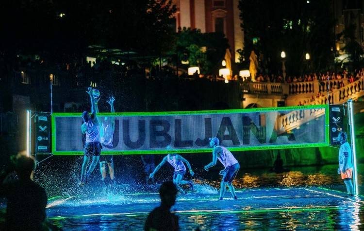«Μάγεψε» το… ποταμίσιο τουρνουά water volley στη Λιουμπλιάνα (fot-vid)