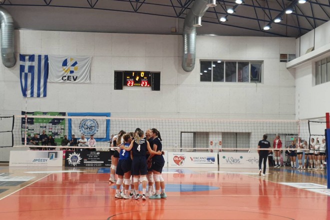 Νικηφόρα «αποκαλυπτήρια» και χειροκρότημα για Α.Ο. Θήρας στα «Νομίκεια»