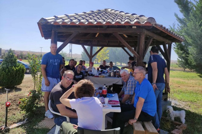 Σε οικογενειακό κλίμα το μπάρμπεκιου του Άθλου Ορεστιάδας