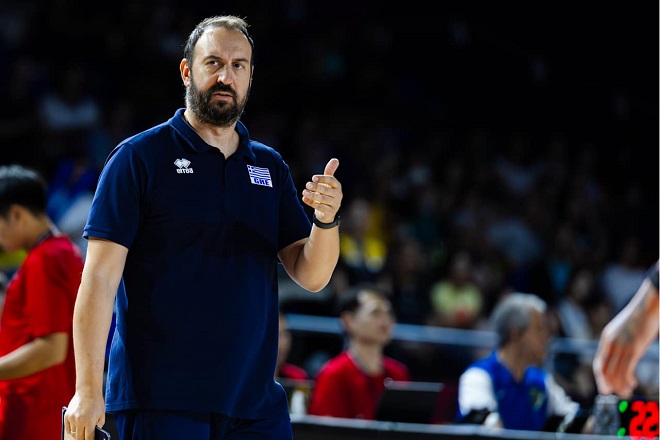 Οικονόμου: «Η νίκη ανήκει σε όλο το ελληνικό βόλεϊ»