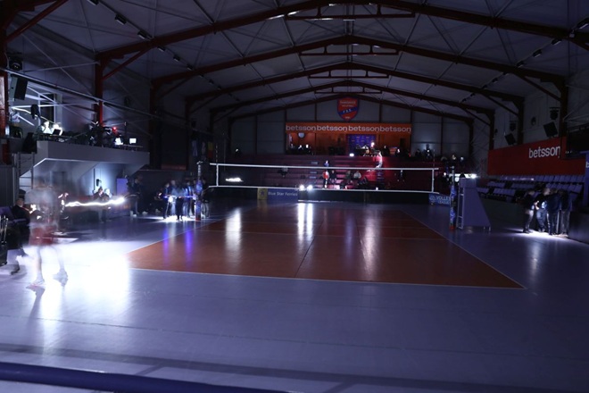 League Cup 2025: Πιο μόνο του από ποτέ