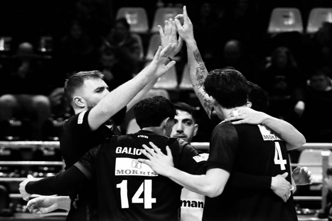 Γλυκόπικρη ήττα (2-3) και πρόκριση για τον ΠΑΟΚ εν μέσω πένθους