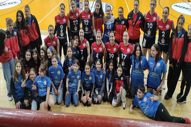 Ασταμάτητος ο Απολλώνιος, στα πλέι-οφ ο Πορφύρας