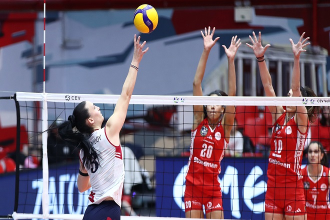 Ο ΖΑΟΝ έκανε την έκπληξη στο τάι μπρέικ, 3-2 τον Ολυμπαικό και break στου Ρέντη