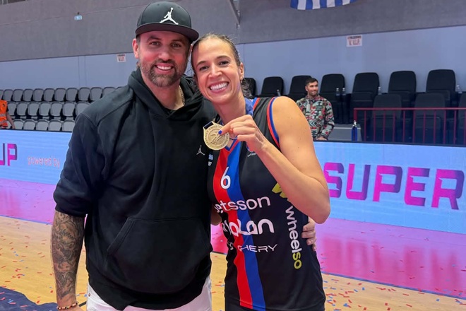 Γκιόργκι Γκρόζερ στο Volleyplanet: «Πολύ περήφανος που η γυναίκα μου κέρδισε τον τίτλο του Super Cup»